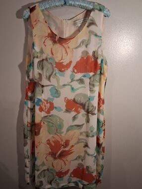 Floral Sleeveless Shift Dress - Multicolor